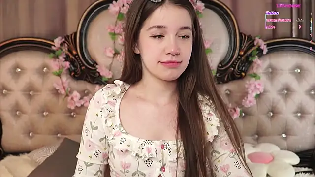 AmiLewis online show from April 2026 01:10:01 AM