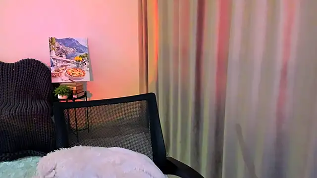 Snapshot of worldofkim chatting on February 2025 04:44:02 AM worldofkim online show from February 2025 04:44:02 AM