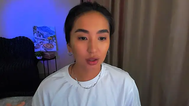 Snapshot of worldofkim chatting on March 2025 04:21:02 AM worldofkim online show from March 2025 04:21:02 AM