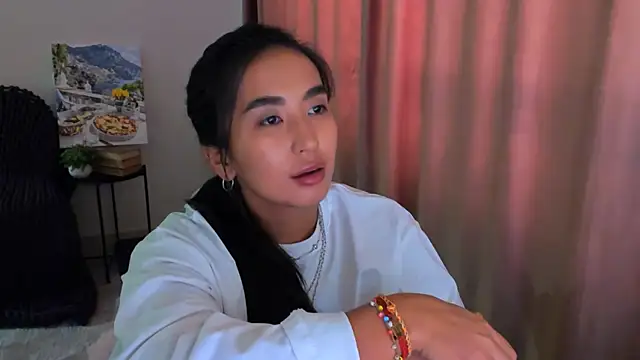 Snapshot of worldofkim chatting on March 2025 07:26:01 AM worldofkim online show from March 2025 07:26:01 AM