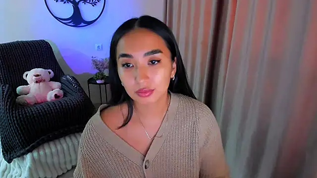 Snapshot of worldofkim chatting on October 2025 10:27:02 AM worldofkim online show from October 2025 10:27:02 AM