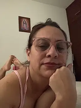 Snapshot of brendasexywet chatting on September 2025 03:58:02 PM brendasexywet online show from September 2025 03:58:02 PM