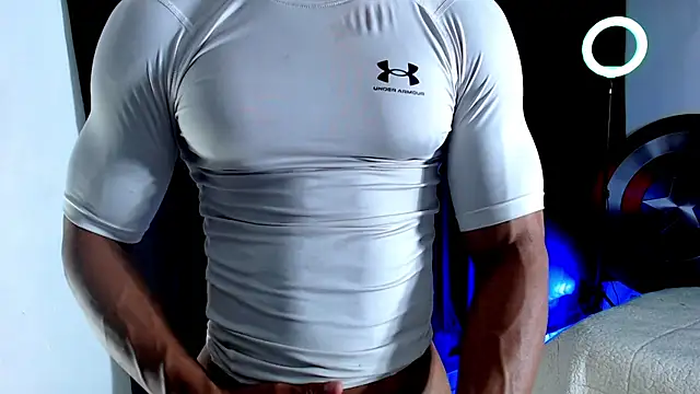 Snapshot of Antonywebb94 chatting on November 2025 05:45:02 PM Antonywebb94 online show from November 2025 05:45:02 PM