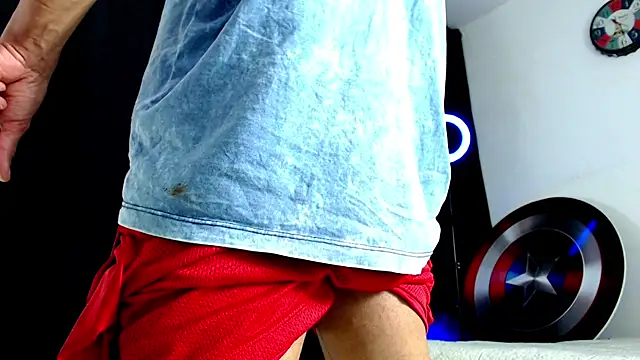 Snapshot of Antonywebb94 chatting on November 2025 06:56:02 PM Antonywebb94 online show from November 2025 06:56:02 PM