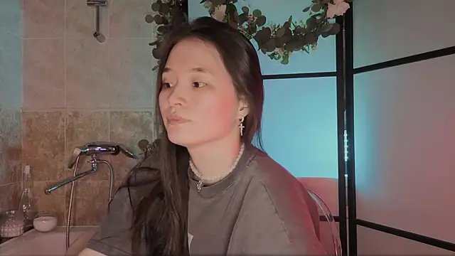 Snapshot of U_KINKY chatting on February 2026 01:44:01 PM U KINKY online show from February 2026 01:44:01 PM