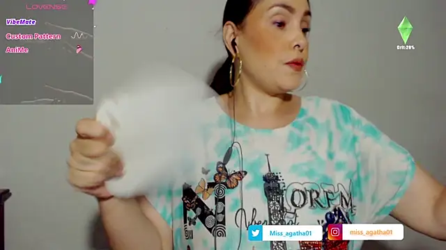 Miss Agatha online show from November 2025 01:39:01 AM