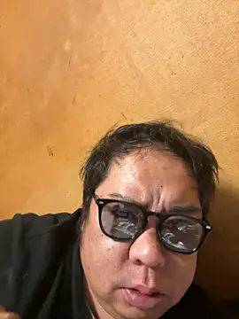 punk0805 online show from February 2026 01:10:01 PM