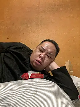 punk0805 online show from April 2026 01:42:02 PM