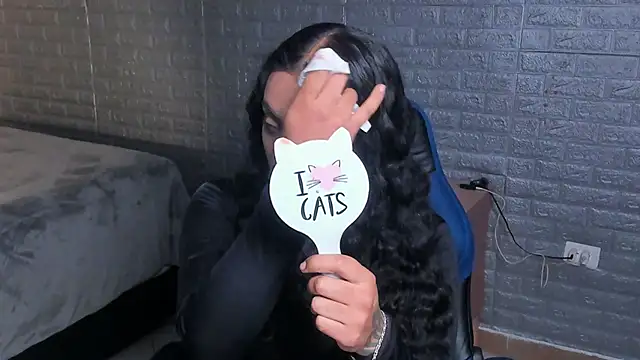 Snapshot of magic_marg chatting on November 2025 08:42:01 PM magic marg online show from November 2025 08:42:01 PM