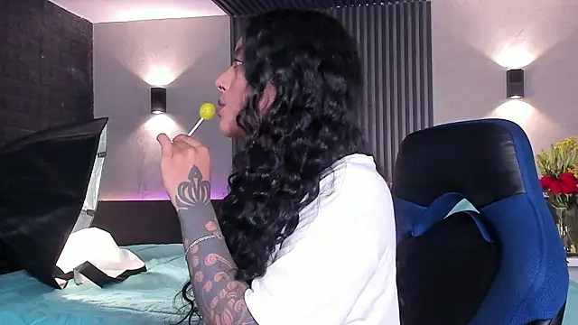 Snapshot of magic_marg chatting on January 2026 10:25:01 PM magic marg online show from January 2026 10:25:01 PM