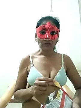 sunita6009 online show from November 2025 03:47:02 PM