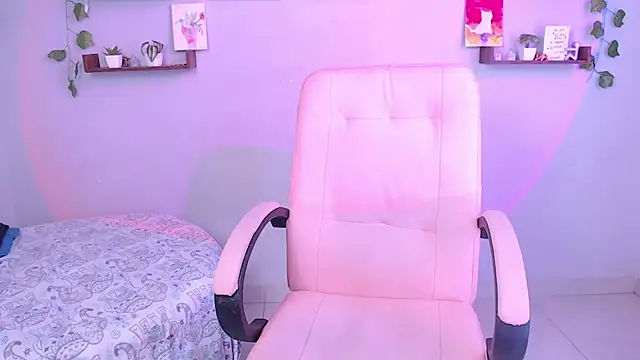 Snapshot of macey_elliot_ chatting on February 2025 06:55:01 PM macey elliot online show from February 2025 06:55:01 PM