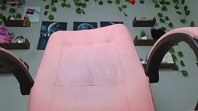 Snapshot of macey_elliot_ chatting on March 2025 11:06:01 AM macey elliot online show from March 2025 11:06:01 AM