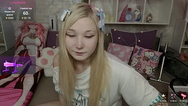 MeowkaKitty online show from December 2025 01:46:02 AM