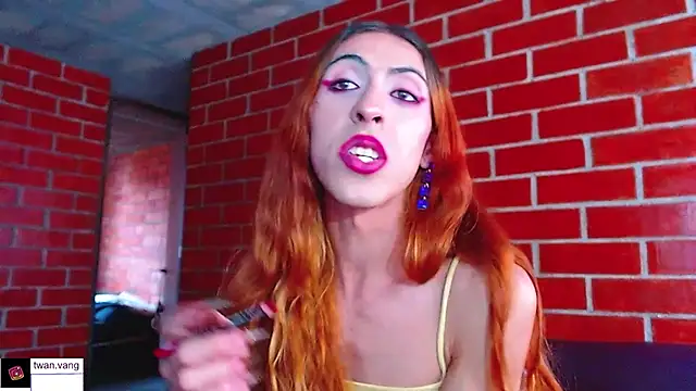 Snapshot of Trix_fiore_oficial chatting on March 2026 10:21:02 PM Trix fiore oficial online show from March 2026 10:21:02 PM