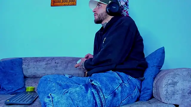 Drako Lamar online show from October 2025 01:42:02 AM