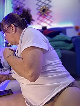 PaulinaSanders X online show from November 2025 12:52:02 AM