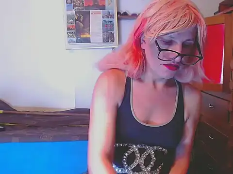 LorenJade online show from February 2026 07:58:02 AM