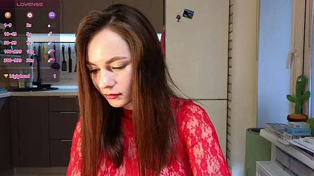 girl with snaketatto0 online show from March 2025 04:17:02 AM