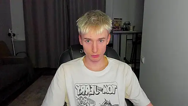 vibemygirl online show from September 2025 01:46:01 PM