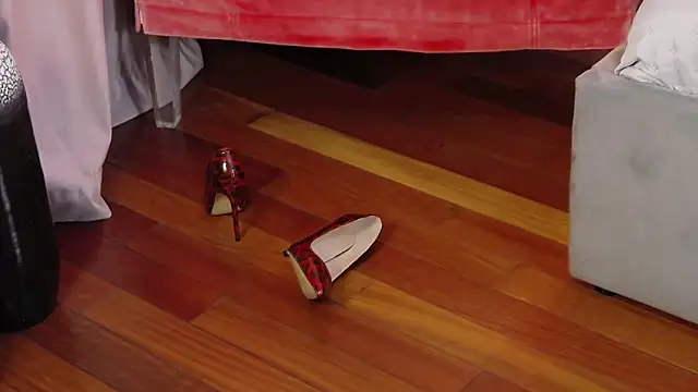 AryaEve online show from September 2025 05:34:02 AM