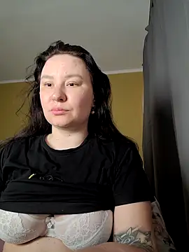 AlexaLexie online show from April 2026 09:28:02 AM