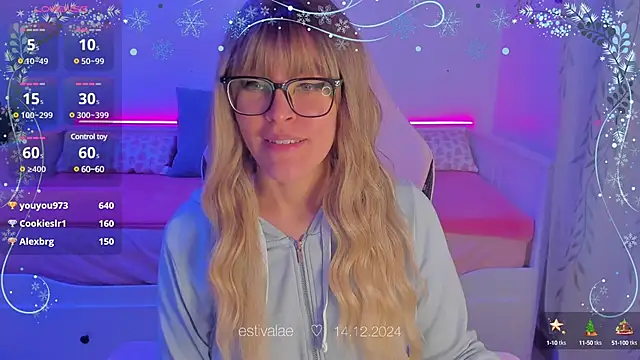 estivalae online show from December 2024 10:28:02 PM