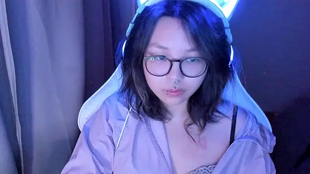 maydaykimmy online show from May 2026 08:49:02 PM
