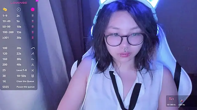 maydaykimmy online show from May 2026 09:20:02 PM