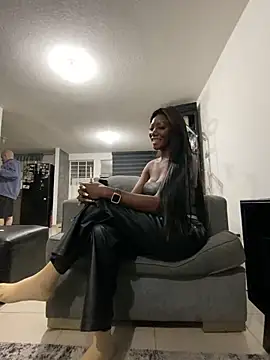 SUUKAM online show from December 2025 01:11:02 AM