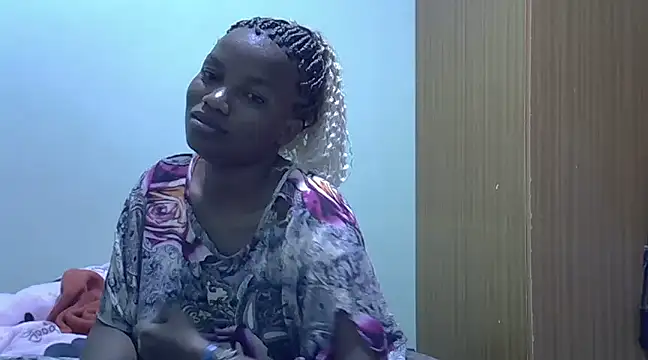 Snapshot of prettychoco1 chatting on December 2024 08:07:01 PM prettychoco1 online show from December 2024 08:07:01 PM