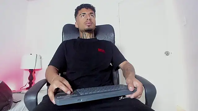 JuanCamiilo 66 online show from March 2026 06:55:02 PM