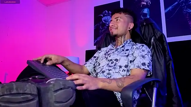 JuanCamiilo 66 online show from March 2026 02:27:02 AM