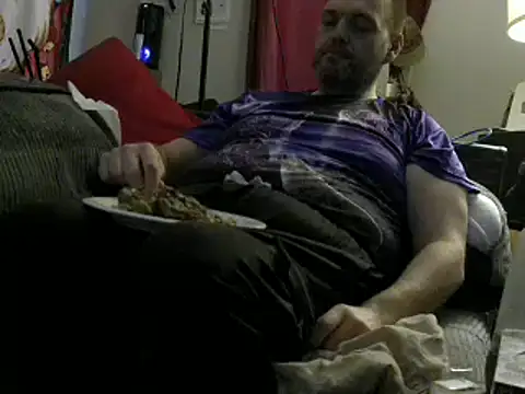 Snapshot of caressonnous chatting on December 2024 05:22:02 PM caressonnous online show from December 2024 05:22:02 PM