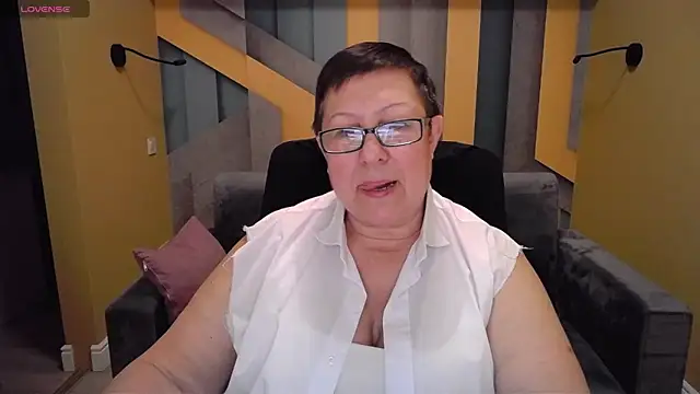 BarbaraTurners online show from January 2025 09:39:01 PM