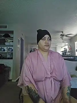 Snapshot of honeeyyy_pot chatting on November 2025 07:27:01 PM honeeyyy pot online show from November 2025 07:27:01 PM