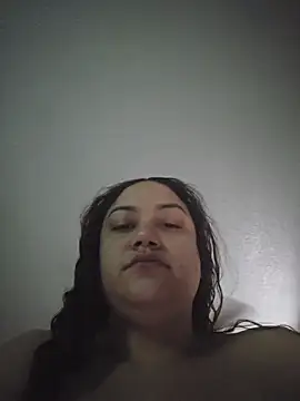 Snapshot of honeeyyy_pot chatting on November 2025 08:57:01 PM honeeyyy pot online show from November 2025 08:57:01 PM