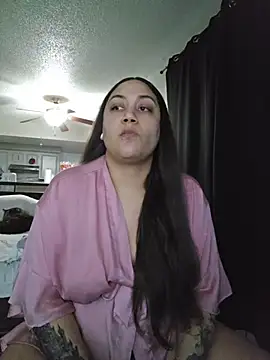 Snapshot of honeeyyy_pot chatting on December 2025 03:25:01 AM honeeyyy pot online show from December 2025 03:25:01 AM