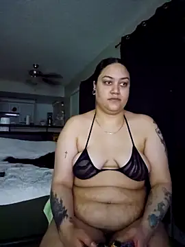 Snapshot of honeeyyy_pot chatting on December 2025 12:50:02 AM honeeyyy pot online show from December 2025 12:50:02 AM