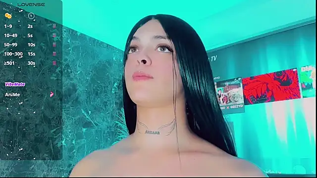 Emmaa Saenz  online show from October 2025 09:42:02 PM