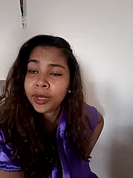 Vidiia online show from April 2026 09:28:01 PM