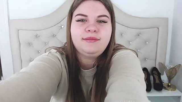 Snapshot of AbbyPleasure chatting on February 2025 08:35:02 AM AbbyPleasure online show from February 2025 08:35:02 AM