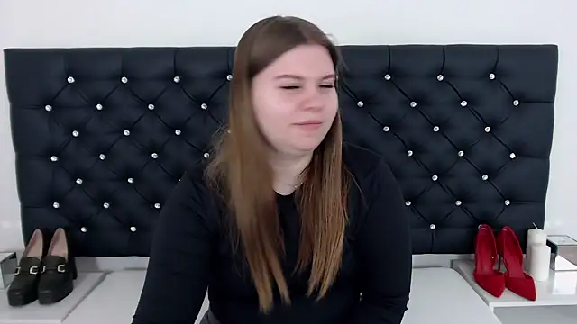 Snapshot of AbbyPleasure chatting on March 2025 10:17:02 AM AbbyPleasure online show from March 2025 10:17:02 AM