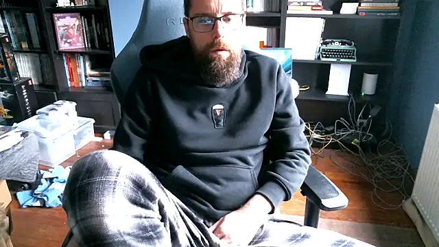 MeSteff online show from November 2025 08:23:02 AM