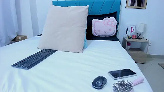 kamila lopez online show from February 2026 07:43:01 PM