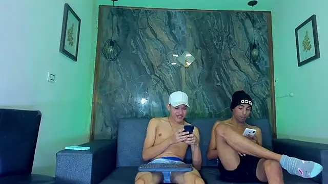 liam genner  online show from February 2025 02:37:01 PM