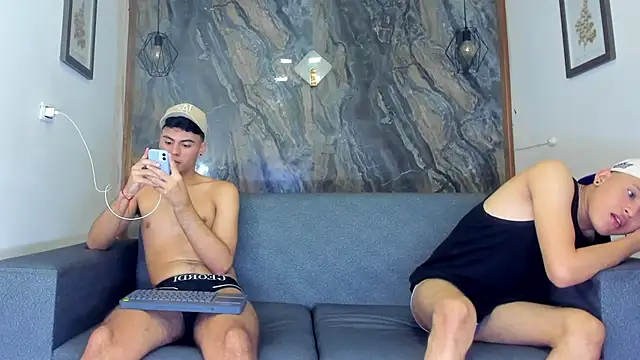 liam genner  online show from February 2025 10:53:01 PM