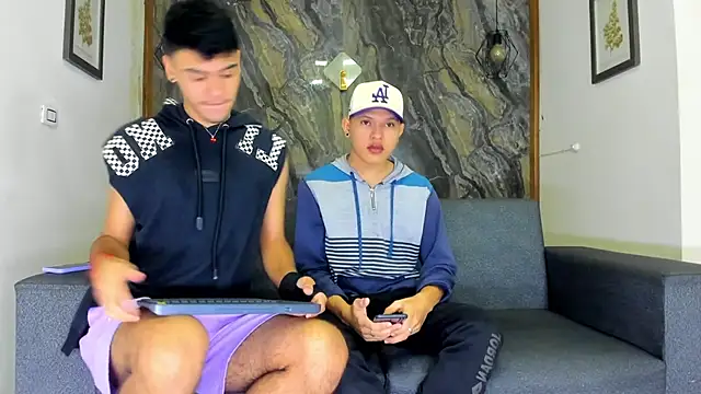 liam genner  online show from March 2025 07:34:01 PM