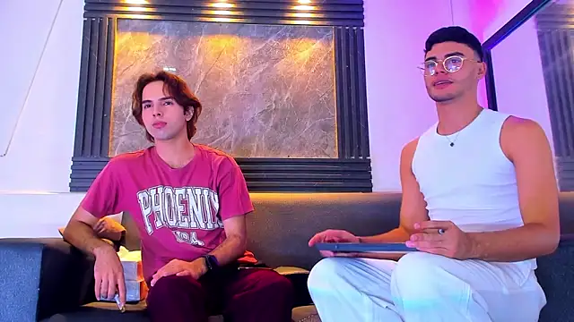 liam genner  online show from October 2025 08:00:02 PM