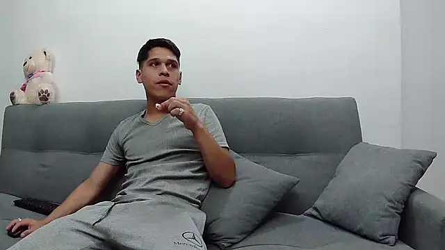 Katalleya jyj online show from January 2025 02:33:02 AM